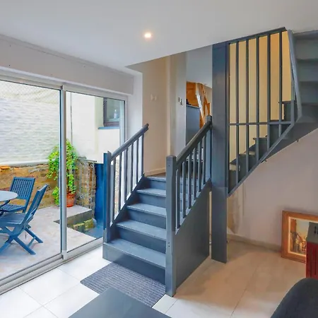 아파트 La Maison Au Coeur Medieval