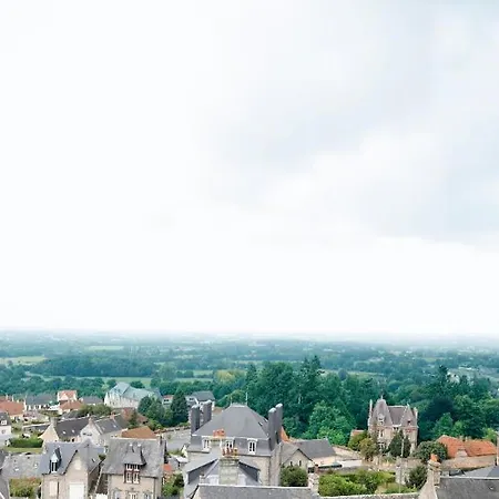 아파트 La Maison Au Coeur Medieval *