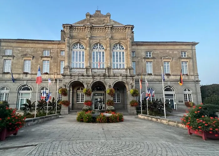 La Maison Au Coeur Medieval Appartement Domfront (Orne)
